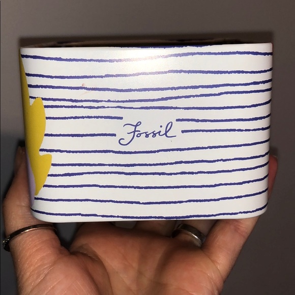 Fossil Watch - Picture 6 of 9